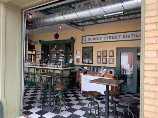 2_Quincy_Street_Distillery_Whiskey_Illinois