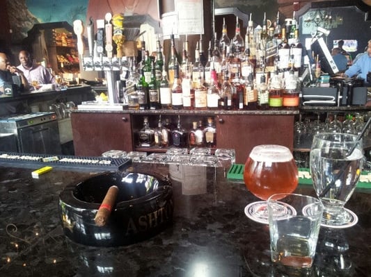 9_Stanley’s_Cigar_Lounge_Whiskey_Bar_Missouri