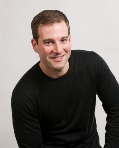 William-Holdeman-Founder-My-Drink-On-Social-Scene-We-Love-Bar-Crawls.jpg William-Holdeman-Founder-My-Drink-On-Social-Scene-We-Love-Bar-Crawls.jpg